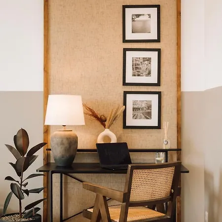 Apartment Piombino - 2 Bedrooms And Terrace In Alvalade Lisbon
