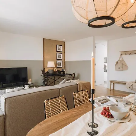 Piombino - 2 Bedrooms And Terrace In Alvalade Apartment *